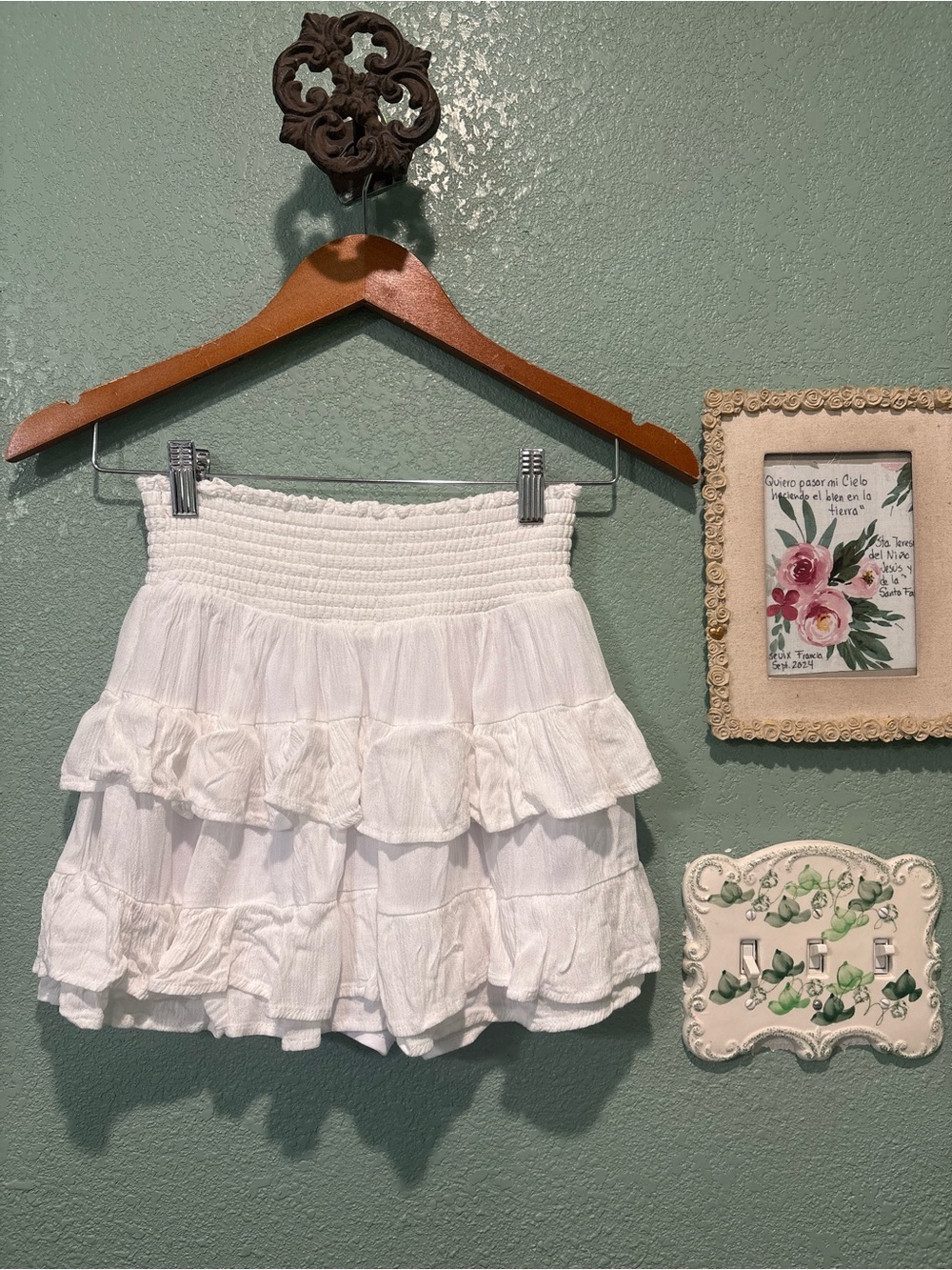 Hollister Tiered Mini Skort in White Sz XS - Picture 4 of 8